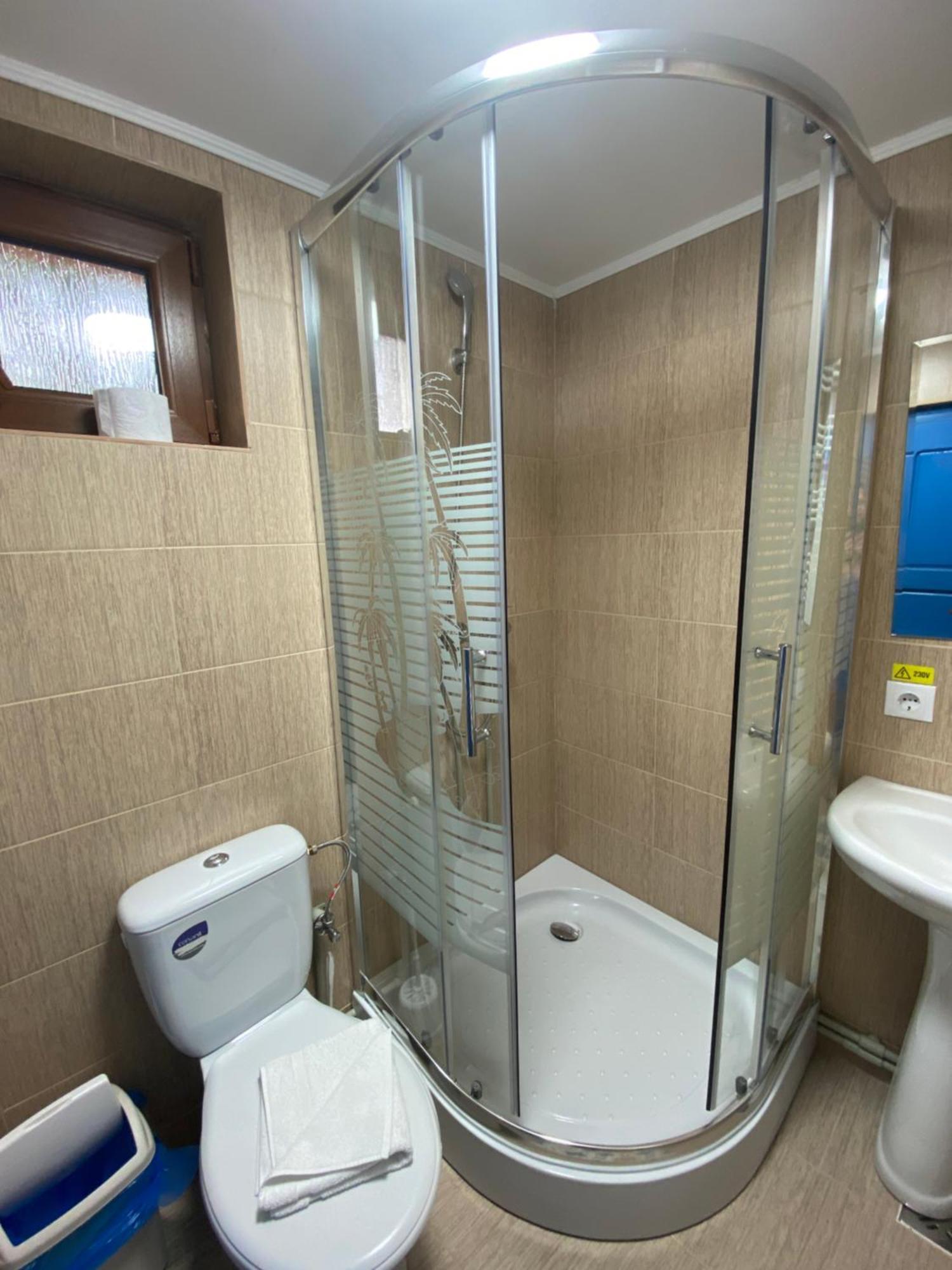 Casuta Tivadar Hotel Breb Bagian luar foto